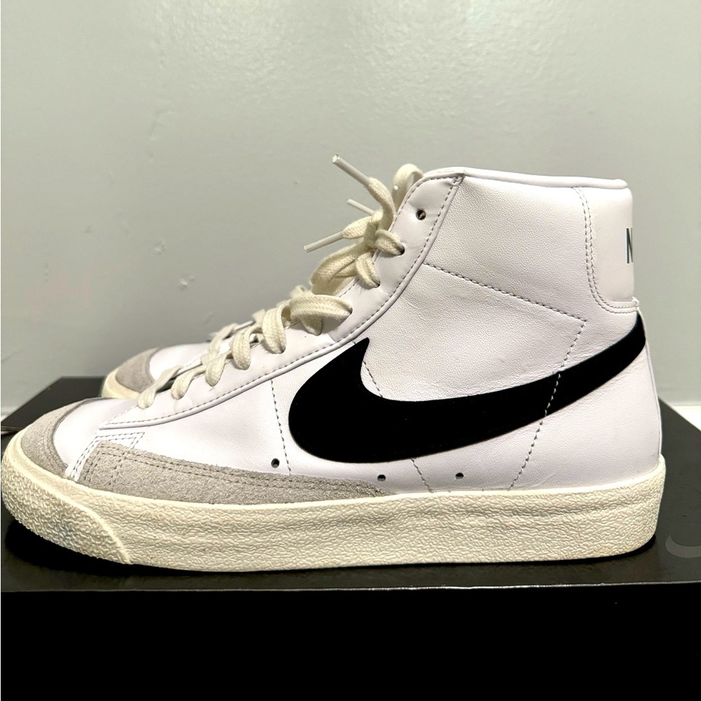 Men’s Nike blazer shoe